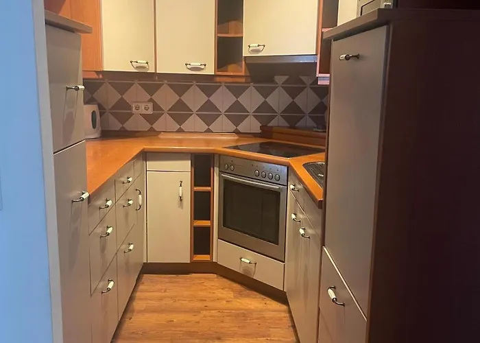 - Mit Garten Апартаменты